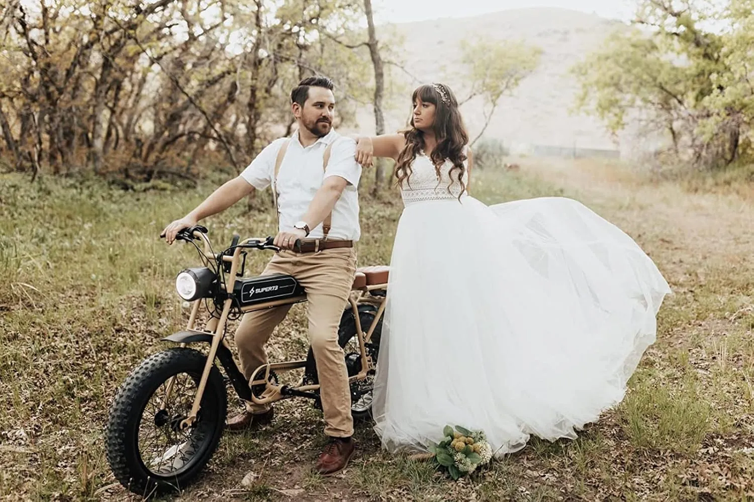 Wedding Dresses for Bride Illusory Lace Bohemia V Neck Layers Tulle A Line Beachy Wedding Gowns…