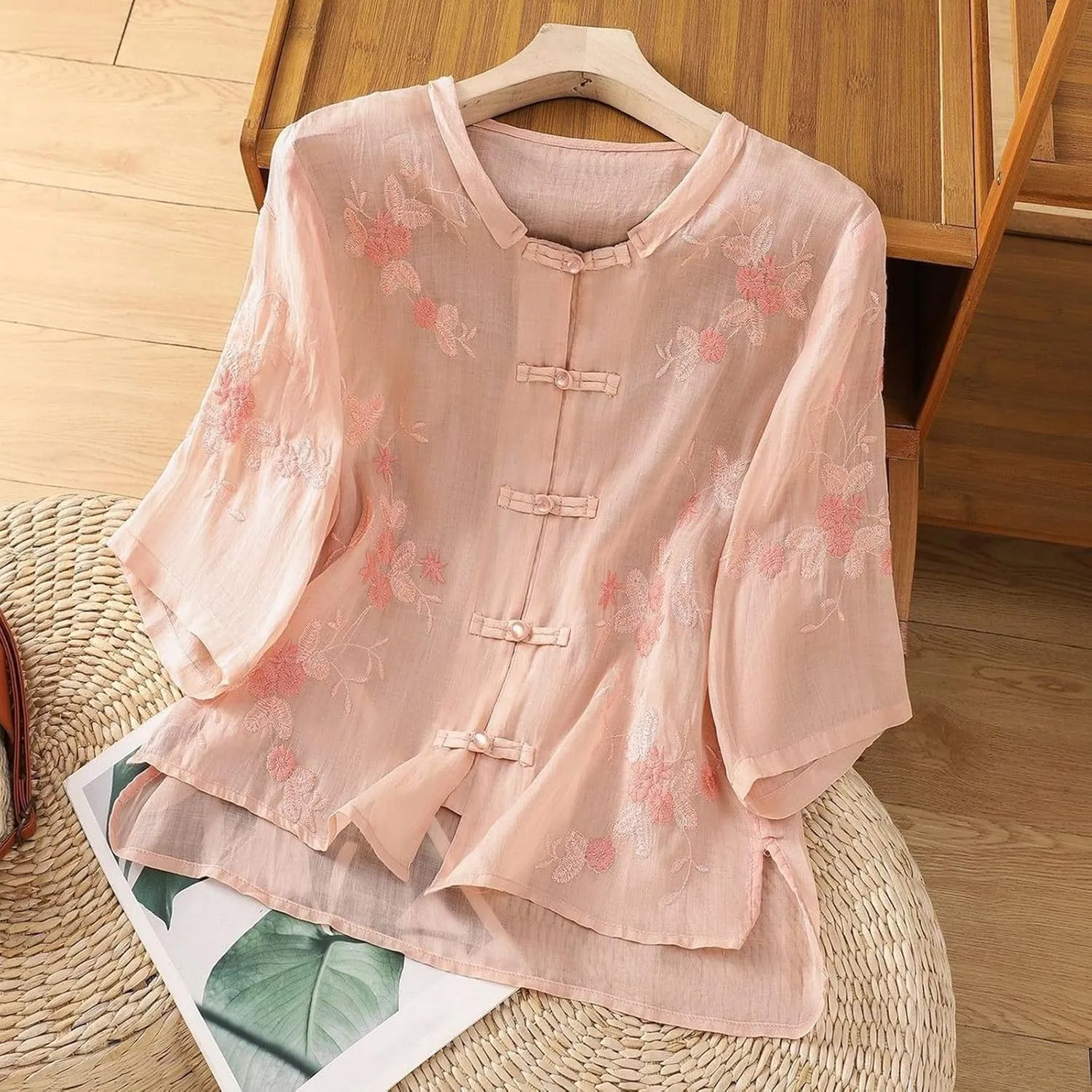 Women's Short Sleeve Linen Shirts Casual V-Neck Oversized T-Shirts Solid Loose Fit Summer Tee Shirts